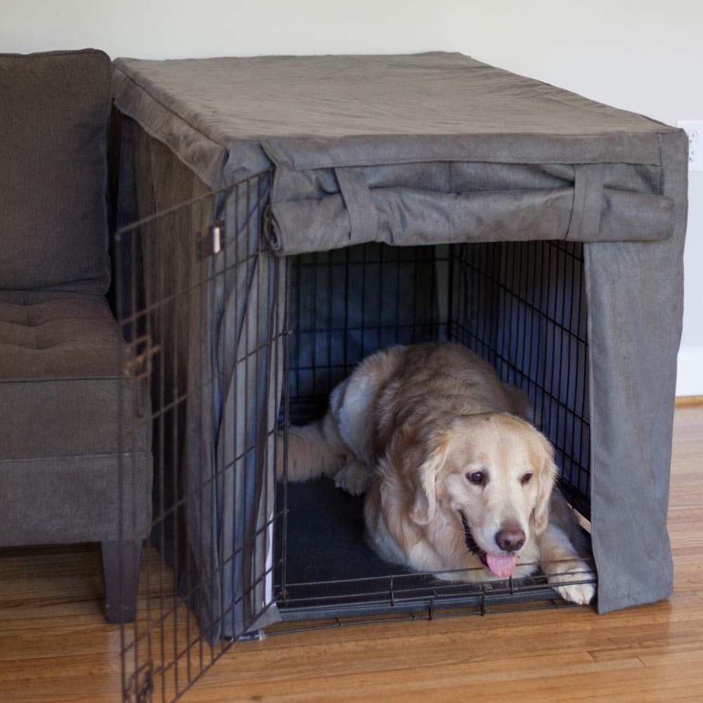 is it better to cover dog crate